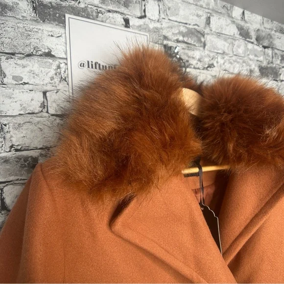 EUC XULIKU Women's Brown Double-Breasted Trench Coat Faux Fur Collar Size XXL - Picture 6 of 16